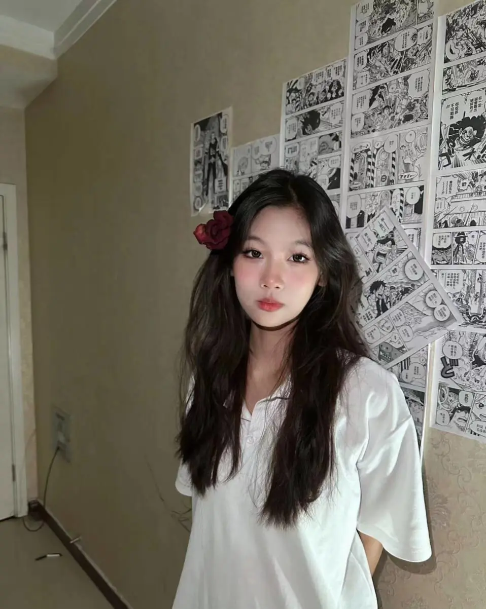 素人反差少女遭泄密流出‼️