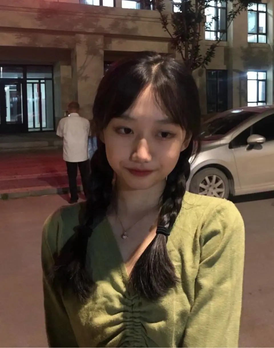极品高颜值舞蹈学生妹