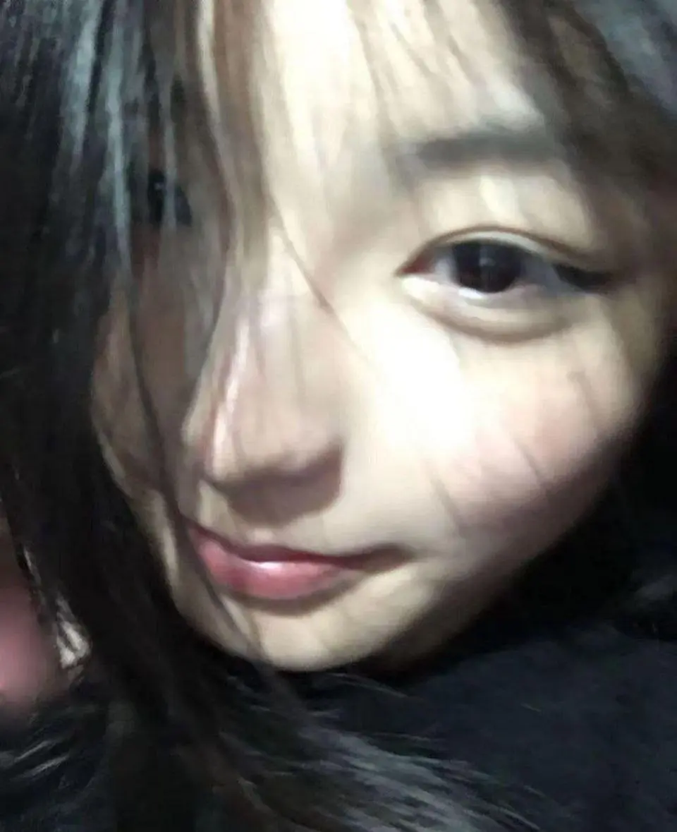 杭州师范大学高颜值美女【吕佳慧】被金主爸爸包养调教穿着JK校服