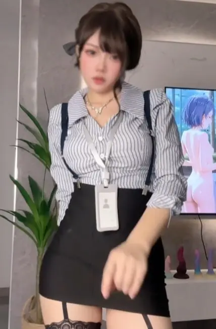 撸管必备小仙云儿剧情演绎自慰抠逼大尺度福利姬视频曝光