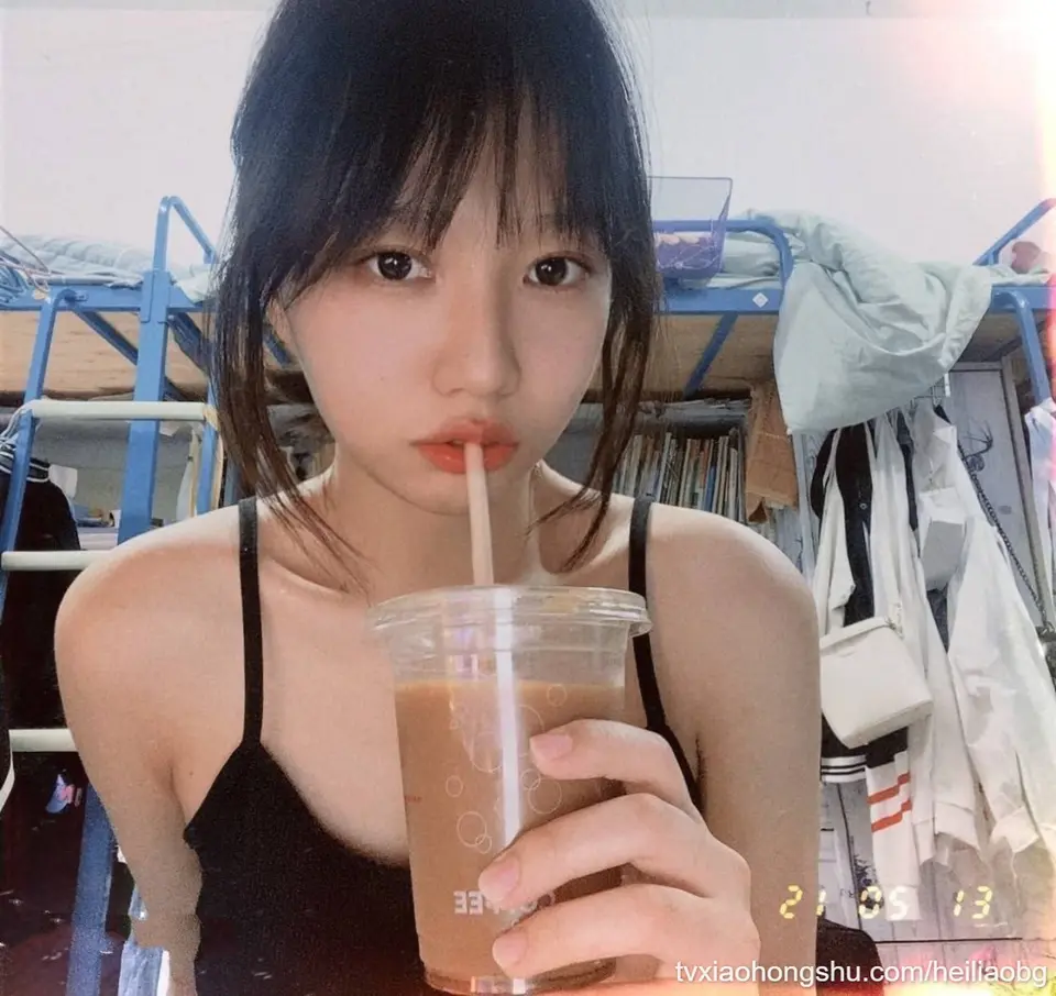 反差大四学姐小母狗性瘾超大