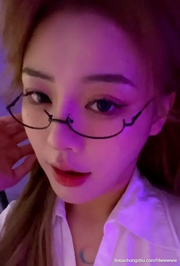 抖音高颜值御姐 【DJ美羊羊】 约炮视频流出 主动跪舔吃鸡最后被狂操到腿软 顶级肉便器实锤!