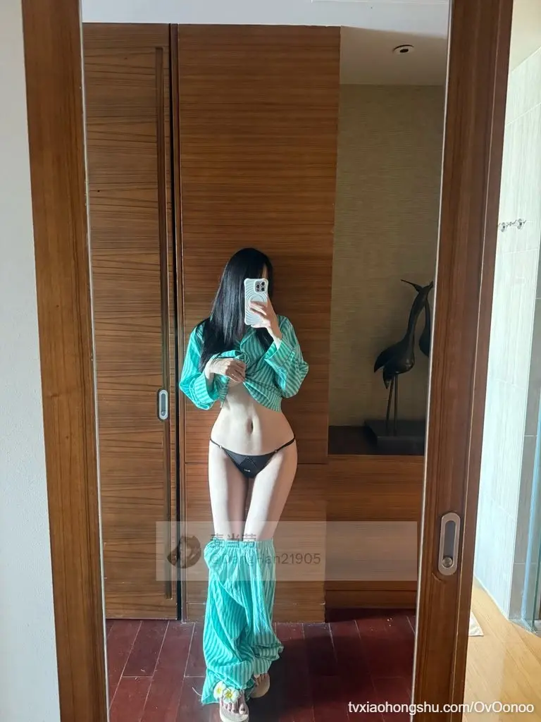 朋友圈and小黄书