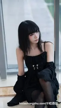 最中意白色 好有仙氣 💕💕  p.s. 其實晚上室內開大燈光，這種單面反光玻璃會不會被看得一清二楚?