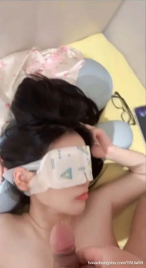 巨乳萝莉【 李恩秀 】极品长腿嫩穴 学生制服口出白浆 清纯诱惑完美结合感十足