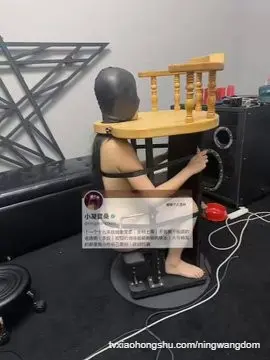 最近冷的没欲望 搞sm搞得少 更新也少 今天发一个吧
