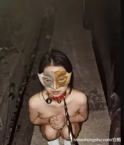 骚妻喜欢暴漏
