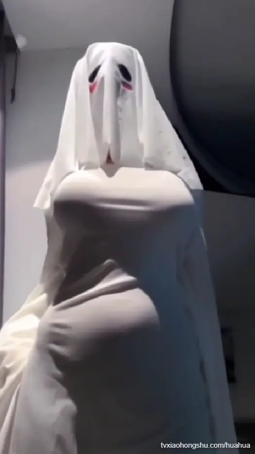 这鬼女不吓人，只吓射！谁敢上？直接干到她现原形！！！