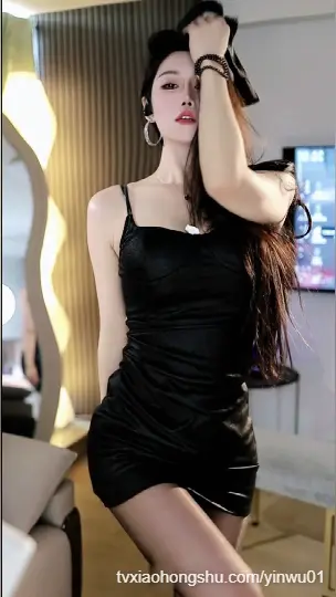 主播_夏小夏爱，跳舞黑丝绒短裙扭腰杀！
