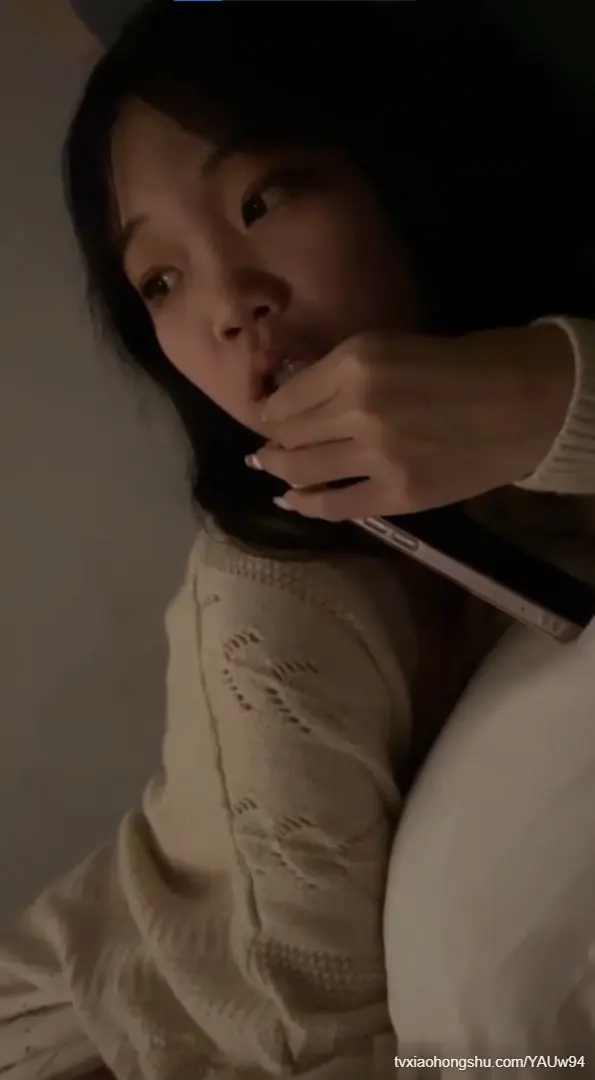 极品粉嫩萝莉 乾隆下江南毛衣妹