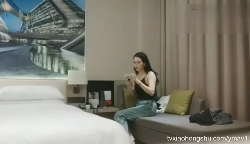探花系列私拍流出！美臀御姐自愿互动