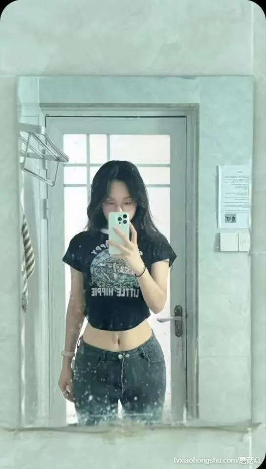网友投稿：吉林高颜值学生妹 张语桐 被金主包养开发调教 男厕露出宿舍交欢 全程激情满满！