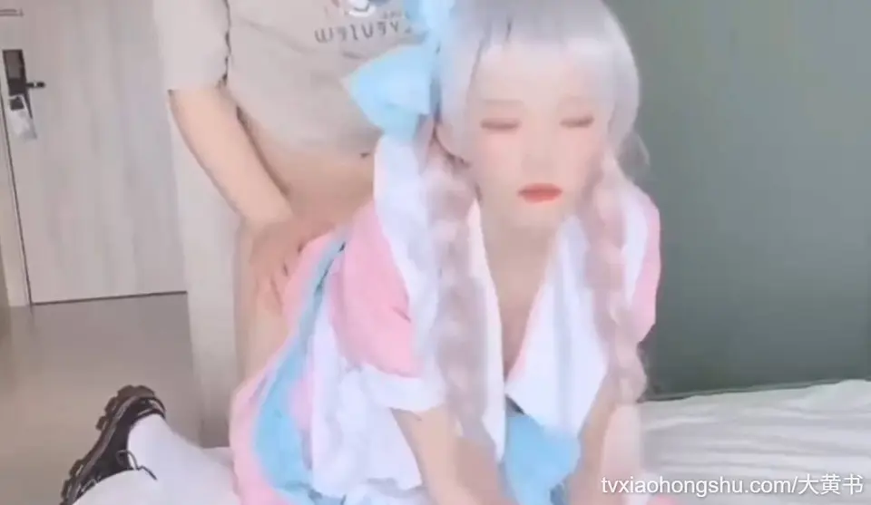 双马尾女朋友装小萝莉 学狗汪汪叫