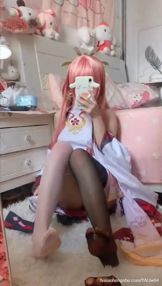 极品超可爱白嫩大奶子萝莉大屁股黑丝超粉嫩小白虎！