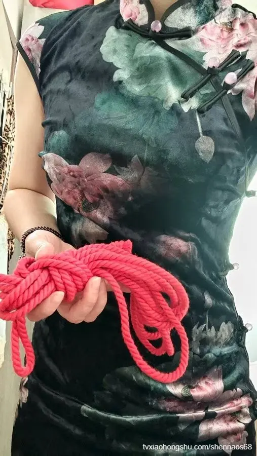 新年快乐喜欢红色找姐姐，