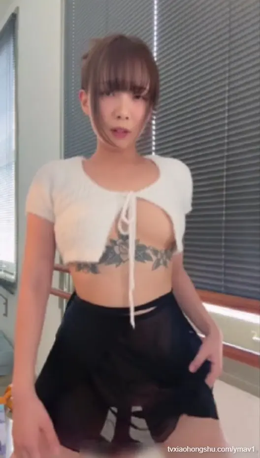 纹身巨乳反差女 电动鸡巴无限抽插！