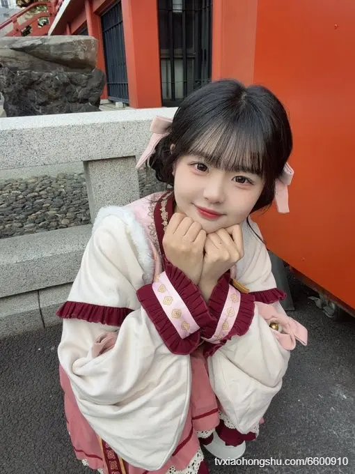 早上好♡ 今天是农历新年🧨🏮  新年快乐✧>ᴗo⸝⸝💫