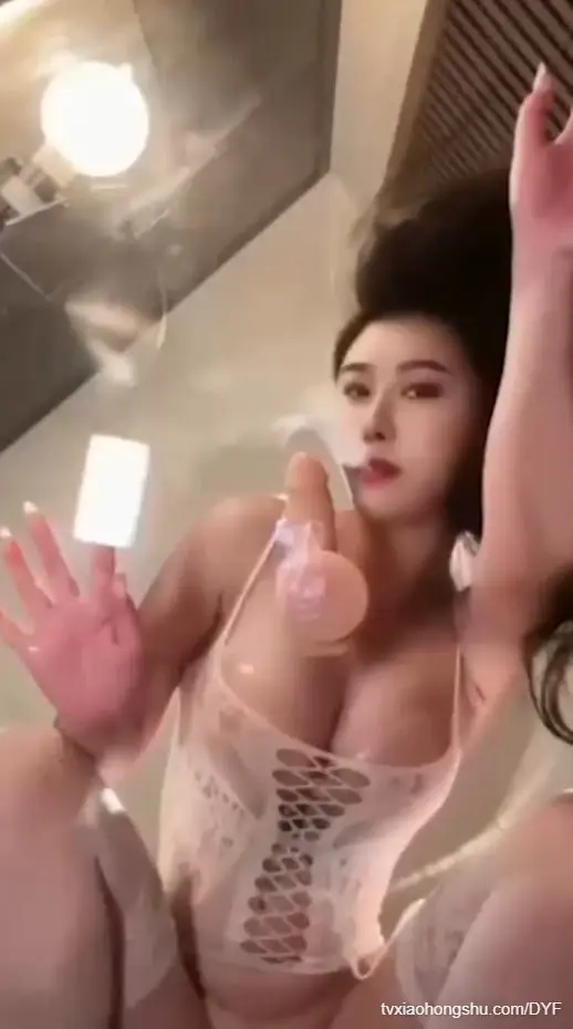 【母狗发骚视角】