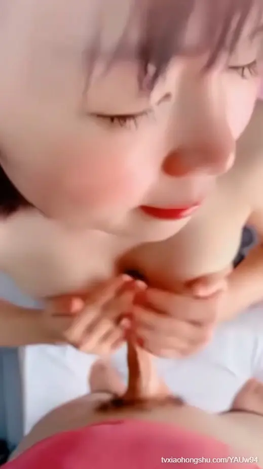 萝莉美乳正妹奈樱少女白嫩肌肤超可口