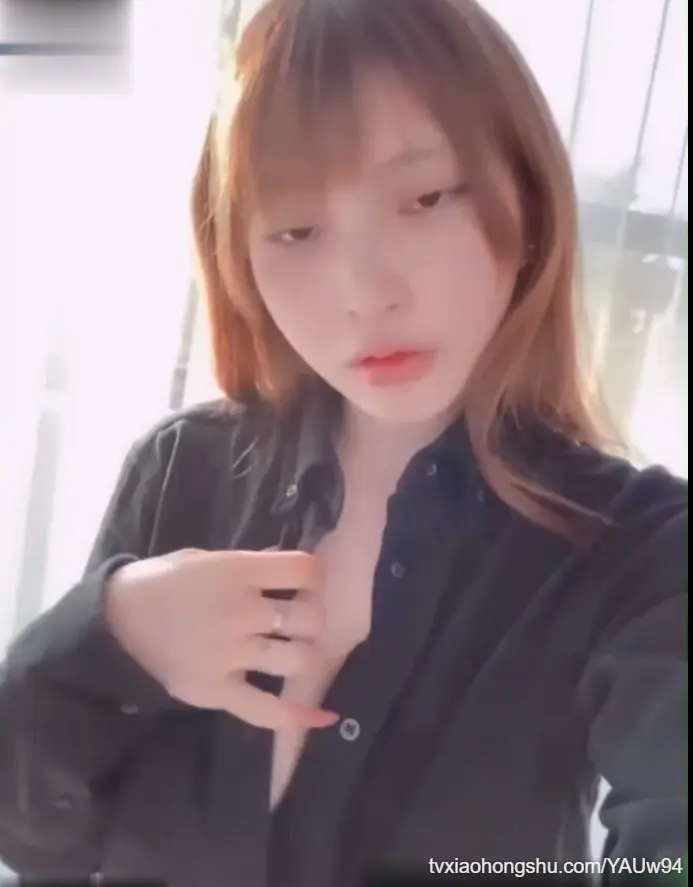 超高颜值COSER【LilimAzra】被金主各种玩弄内射