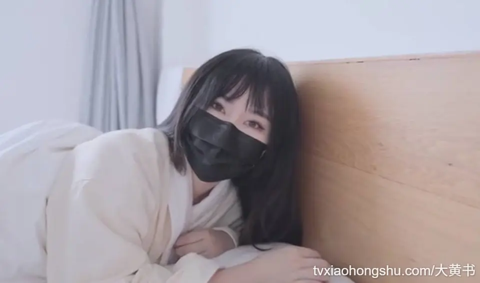 忘带钥匙的邻居姐姐，肉丝高跟美腿诱惑