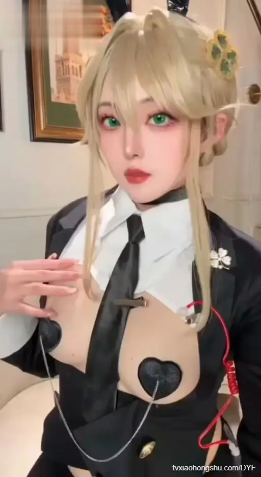 极品性感黑丝母狗网红兔女郎性感私拍