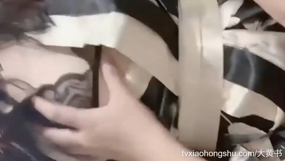 真实姐夫和小姨子偷情！