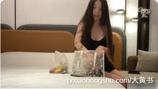 极品气质御姐，深喉口交吞吐鸡巴毒龙舔舐时眼神勾引诱人，还能接受爆菊肛交情绪价值实在给的太足够了！