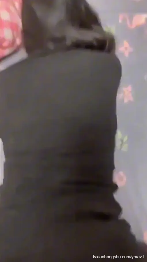 【偷情绿帽】与美女偷情的时候她老公打电话查岗
