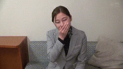 SKMJ-499 現役キャビンアテンダントの皆さん！童貞君の筆おろし「おもてなし」してくれませんか？素股という言 动图预览