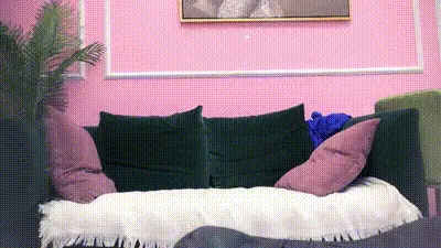 【午夜寻花】约操大高个模特，大长腿沙发近景舔穴，妹子怀疑被拍裸照，大佬暴怒狂怼，楼下有人砸你车 动图预览