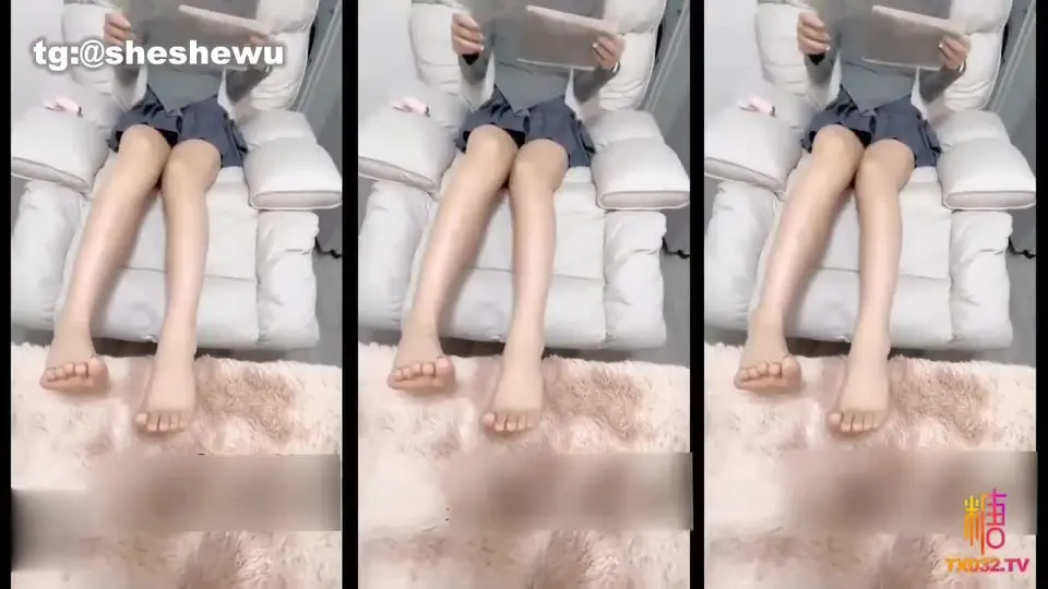 【跳蛋口爆】 第一集 餐厅调教大调整 桌底足交按头口交