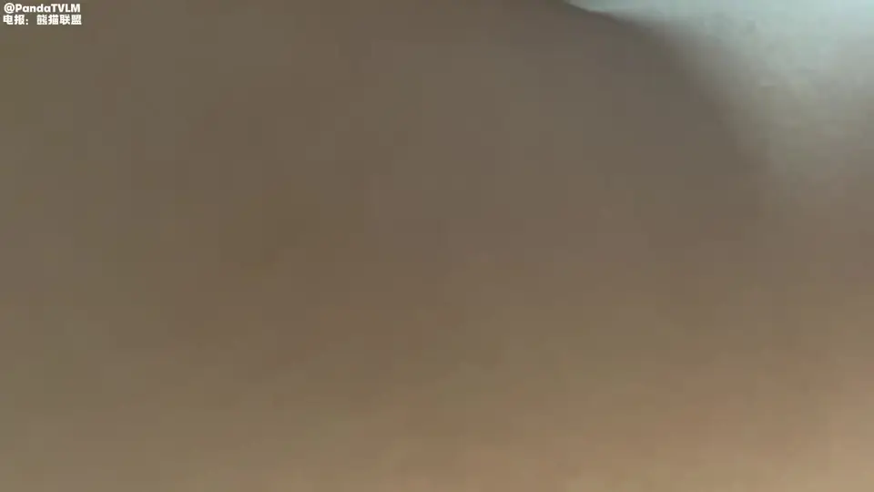 国产自拍野模私拍泄密身材很顶的小姐姐宾馆大胆拍摄女体诱惑 结尾摄影师受不了加钱潜规则