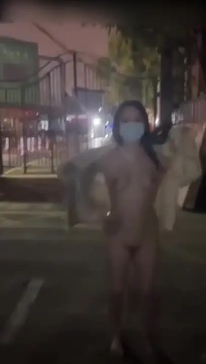 【吃瓜爆料】上海交大女学生身材