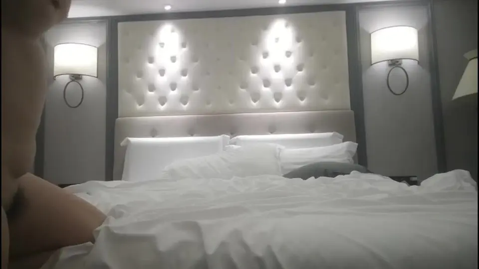 【熟女人妻】和丰满熟女喝酒聊天，喝到微醺就开操，丰乳肥臀舒爽无比
