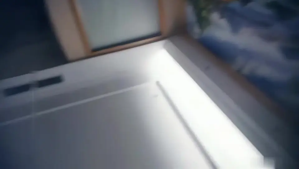 【七天极品探花】深夜约圆圆脸兼职小妹，对着镜头舔B口交，大屁股上位骑乘侧入后入快速抽插