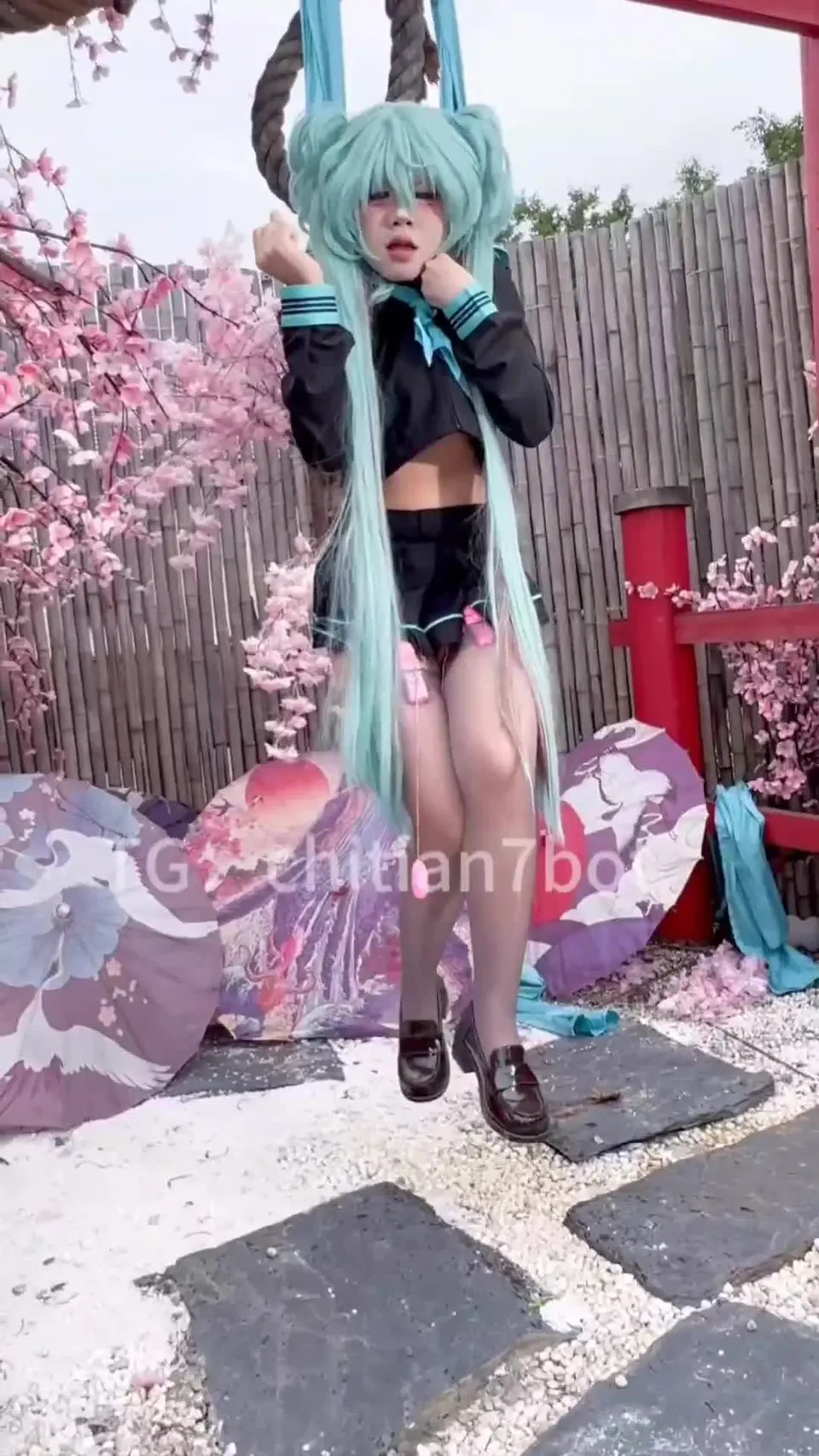 推特网红白虎嫩穴美少女萝莉私拍【chitian】