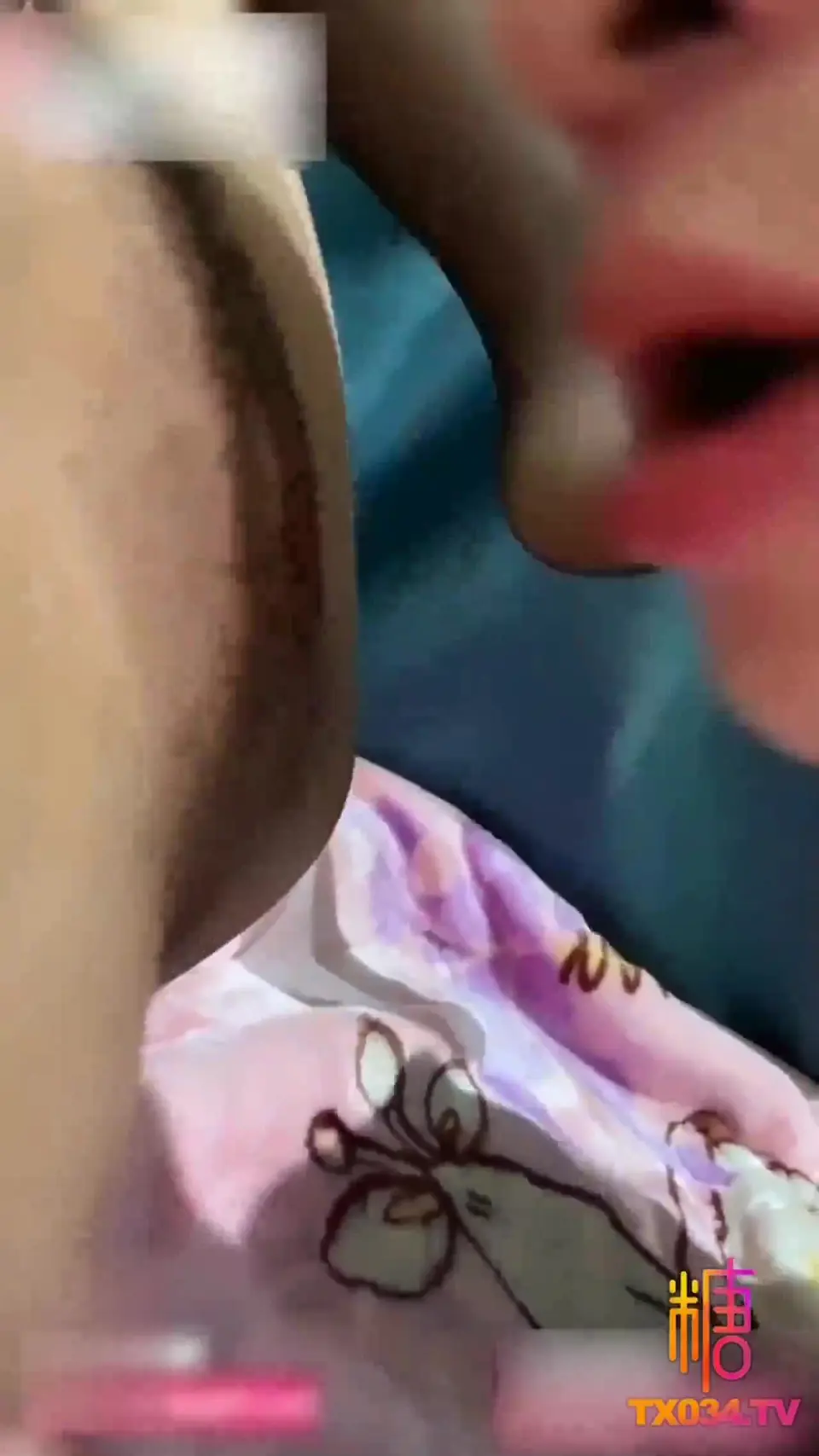 【开发小姨子】绝骚小姨子香蕉体验 喂姐夫吃进逼大樱桃 淫语对白 黑丝足交
