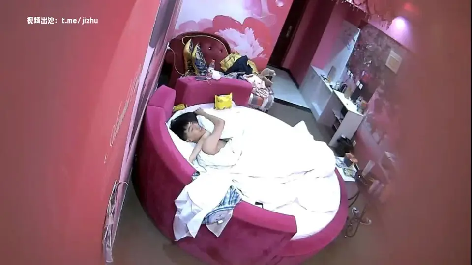年轻人激情无限话不多说拉上窗帘脱光就开干