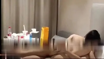 舞蹈小骚妻首次无套露脸 3p单男内射
