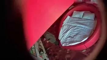 老板和情妇开房约会吃奶索屌爆操玩得还挺激情的