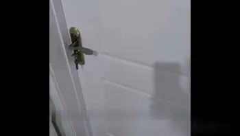 趁男朋友不在来要房租，然后强上我