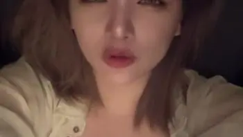 今日喵喵> < ♡ 口爱咪