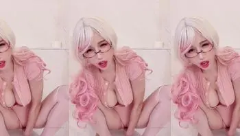 爆操淫娃辛尤里！痴女主动掰穴求肉棒插入【yui_xin_tw】