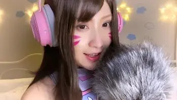 白皙美乳的她【MissWarmJ】