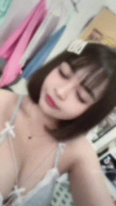 初次見面，大家好 动图预览
