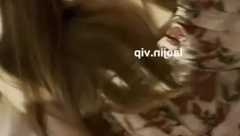 私生活极度不检点 恋爱期间约炮被男友发现