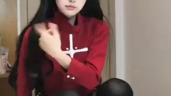 极品高颜值少女镜子上面自慰
