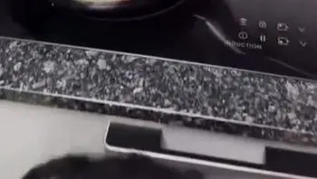 肥美的极品少女，颜值虽然不高但是真的很骚