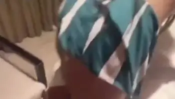长相清纯的可爱肥臀美少女，大屁股可以称之为接精神器了